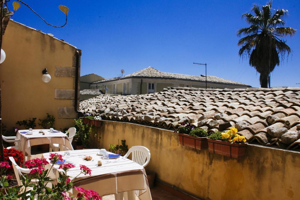 Risveglio Ibleo Bed and Breakfast Ragusa Exteriör bild